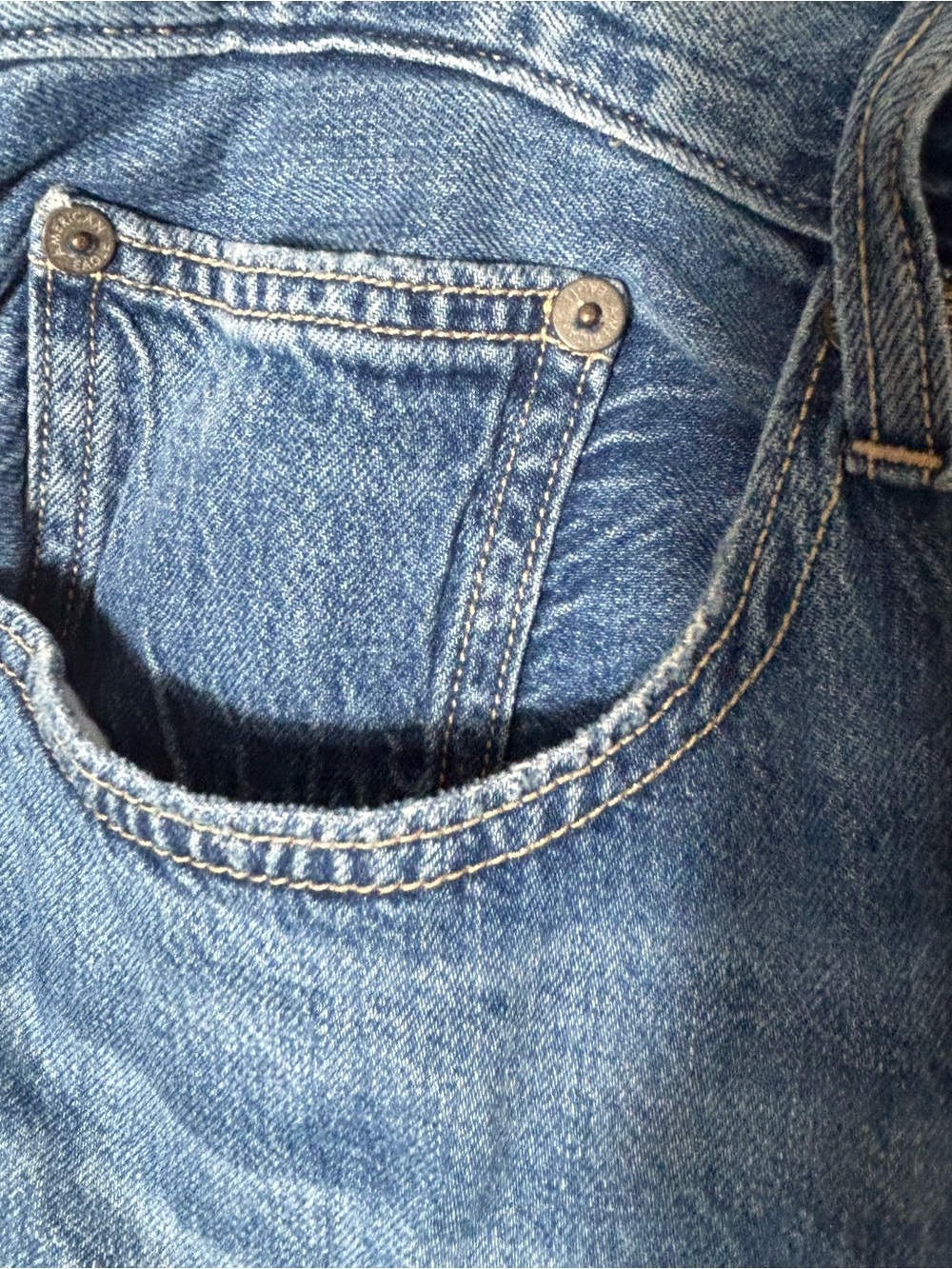 American Eagle Low‎ Rise Baggy Flare Jeans Womens 18R  Raw Hem Whiskered Denim - Picture 15 of 16